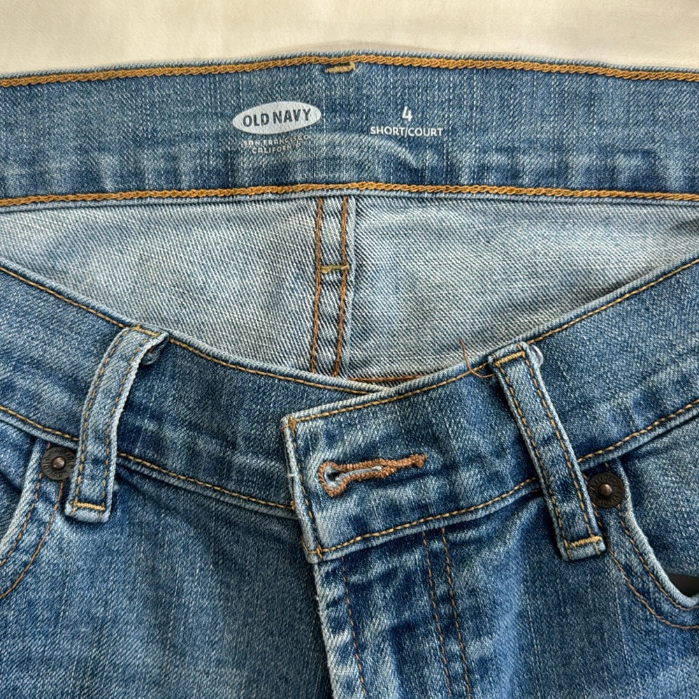 Old Navy jeans size 4 short